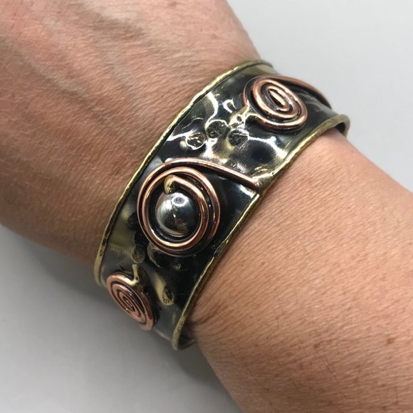 Men's Brutalist Mixed Metal Cuff Bracelet - Picture 10 of 10